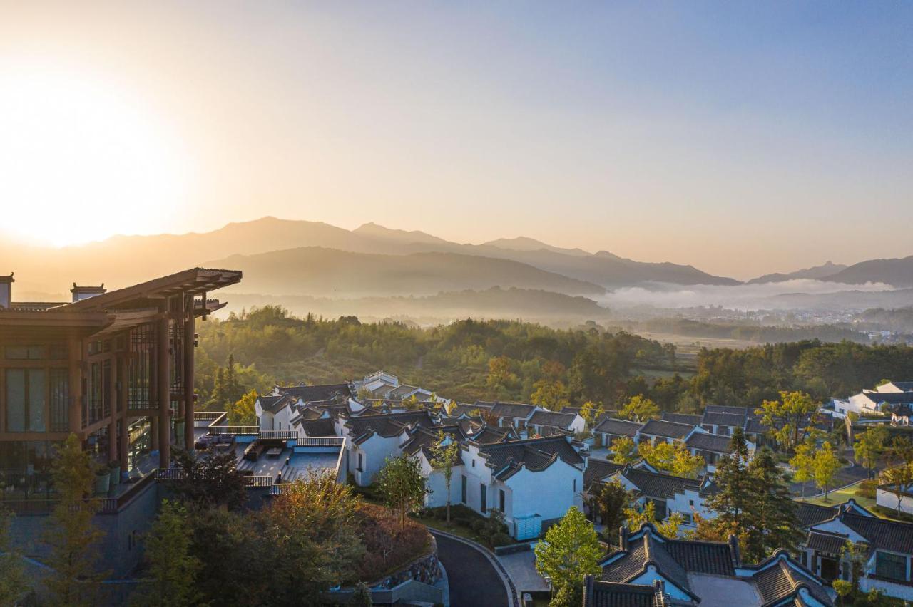 Banyan Tree Hotel Huangshan-The Ancient Charm Of Huizhou, A Paradise Dış mekan fotoğraf